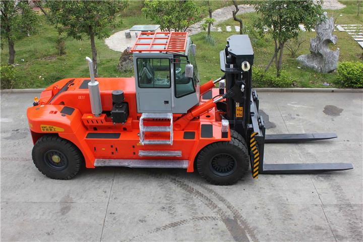 25 Ton Forklift 25 Ton Forklift