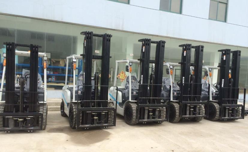 SOCMA 3 ton forklift