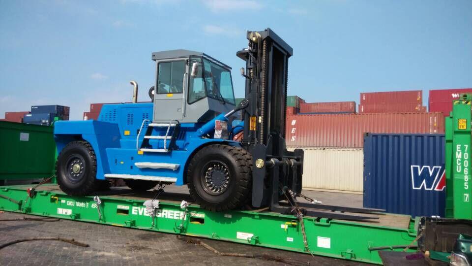 HEAVY DUTY FORKLIFT