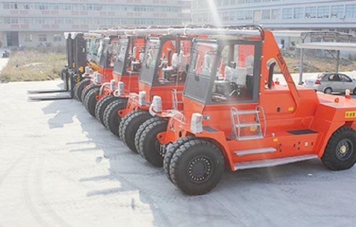 chariot élévateur robuste 25 tonnes heavy duty forklift 25 ton