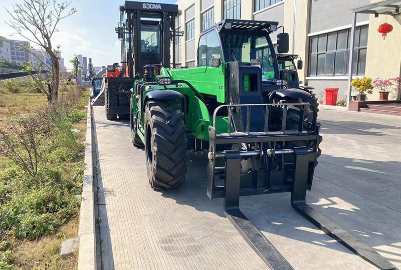 rough terrain telehandler 4 rough terrain telehandler 4