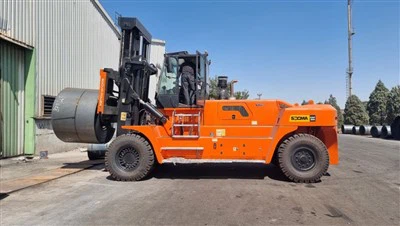 Chariot élévateur à fourche robuste de 30 tonnes pour la manutention de bobines d'acier