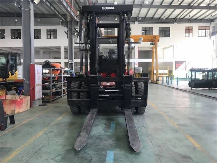 16 Ton Forklift Engine Cummins Good For Logistics