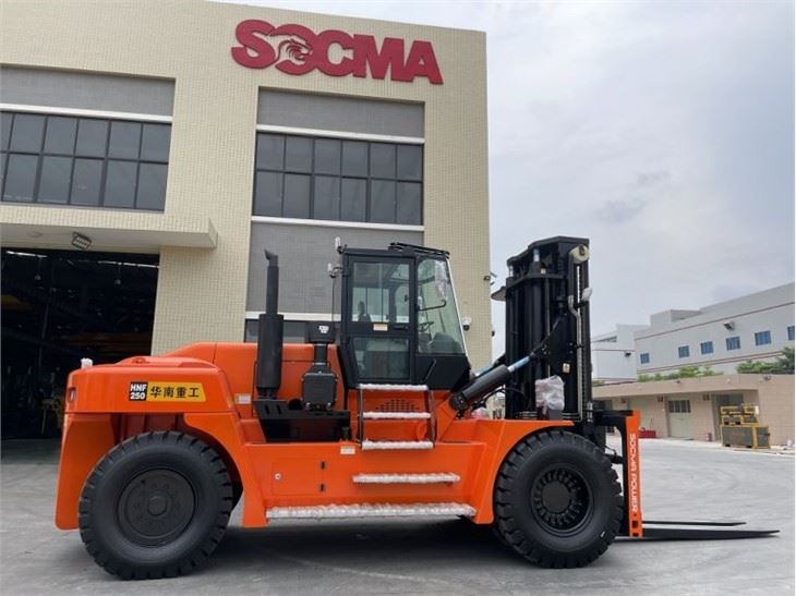 Chariot élévateur robuste de 25 tonnes identique à la machine HYSTER KALMAR