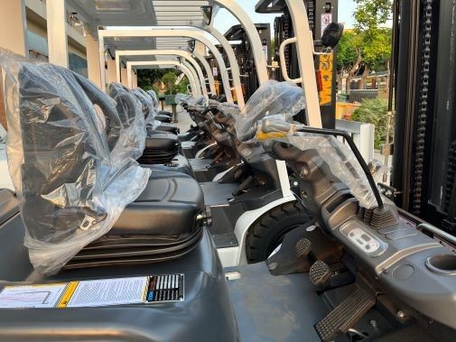 3 Ton Diesel Forklift Attach Paper Roll Clamp