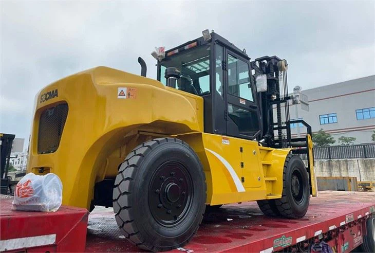 SOCMA Compact 12t Forklift Good Price