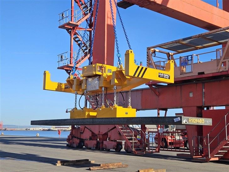 Efficient Reach Stacker With Electromagnets For Steel Bar Lifting And Heavy-Duty Material Handling